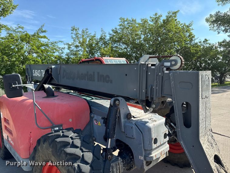 image for item FB5746 2017 Skyjack SJ643TH telehandler