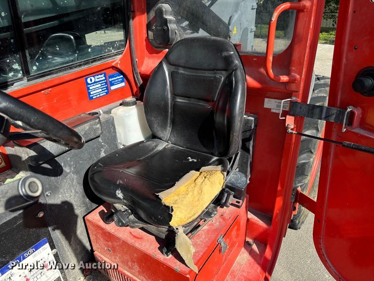 image for item FB5746 2017 Skyjack SJ643TH telehandler