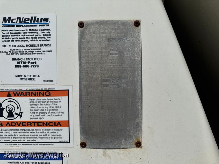 image for item FB5755 2005 International 5500i ready mix truck
