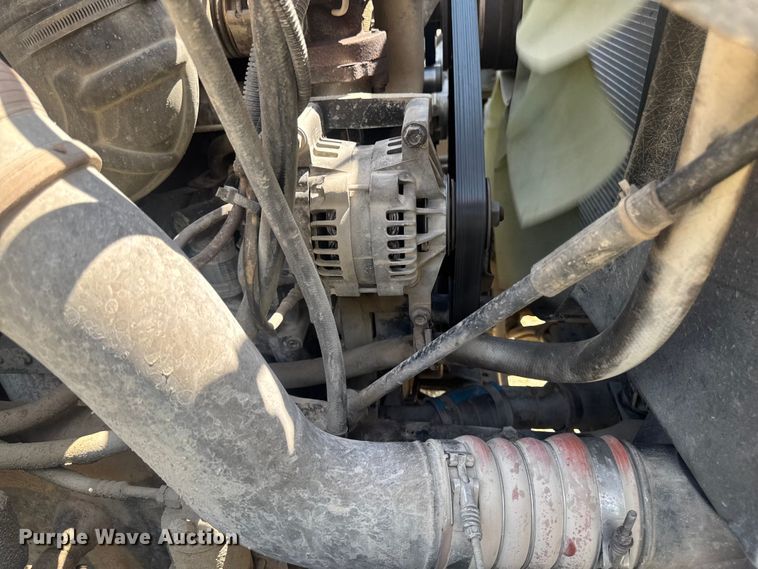 image for item FB5755 2005 International 5500i ready mix truck