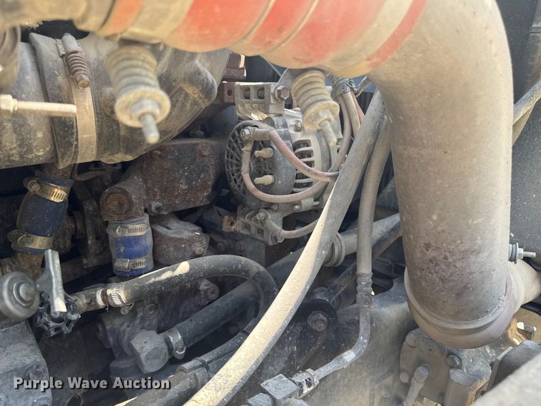 image for item FB5756 2004 International 5500i ready mix truck