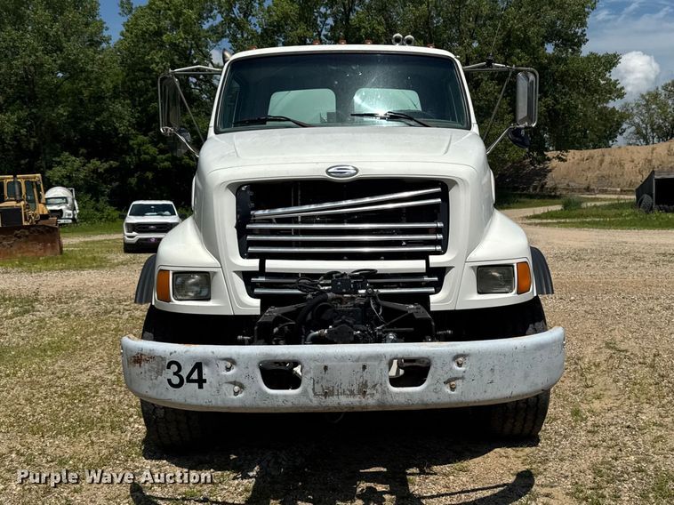 image for item FB5757 1999 Sterling L8513 ready mix truck