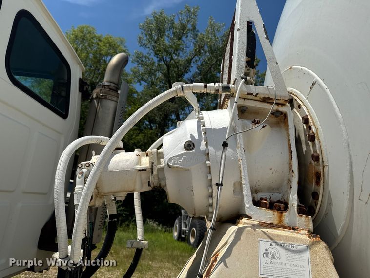 image for item FB5757 1999 Sterling L8513 ready mix truck