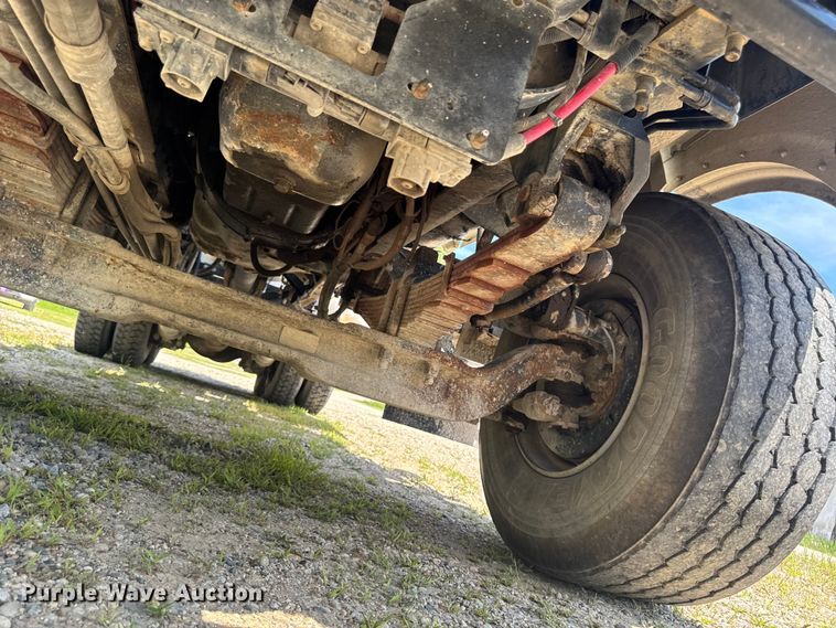 image for item FB5757 1999 Sterling L8513 ready mix truck