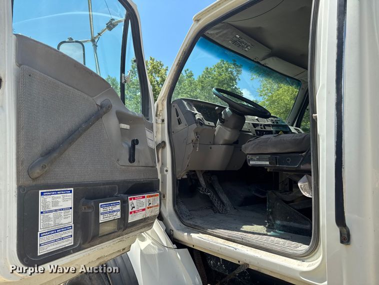 image for item FB5757 1999 Sterling L8513 ready mix truck