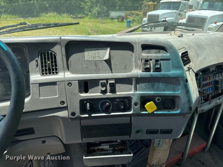 image for item FB5757 1999 Sterling L8513 ready mix truck