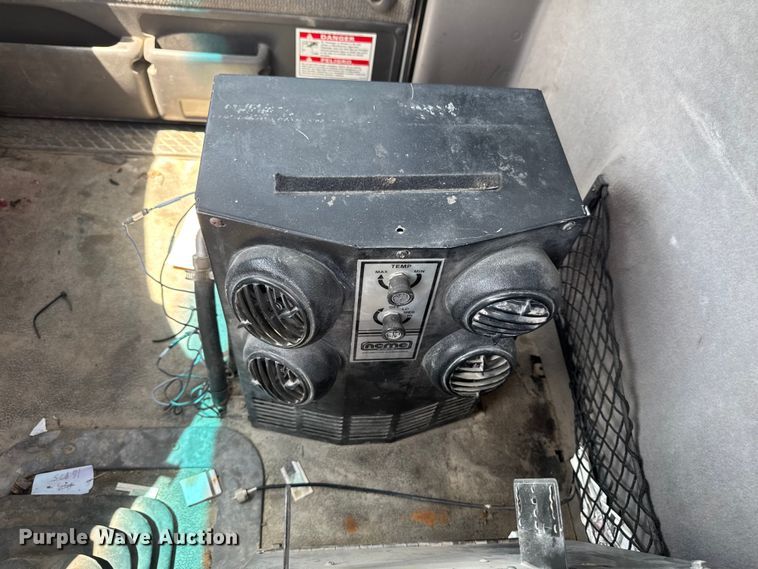 image for item FB5757 1999 Sterling L8513 ready mix truck