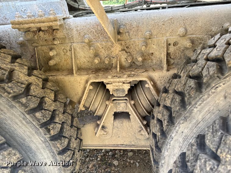 image for item FB5757 1999 Sterling L8513 ready mix truck