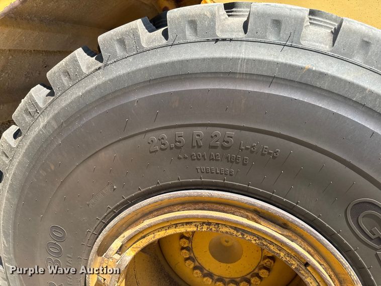 image for item FB5759 1998 Caterpillar 950G wheel loader