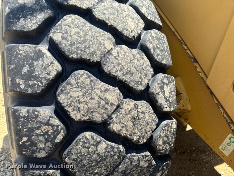 image for item FB5759 1998 Caterpillar 950G wheel loader