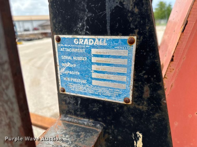 image for item FB5764 2005 JLG G12-55A telehandler