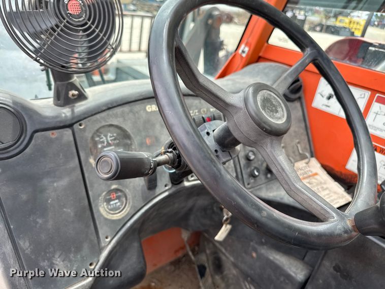 image for item FB5764 2005 JLG G12-55A telehandler
