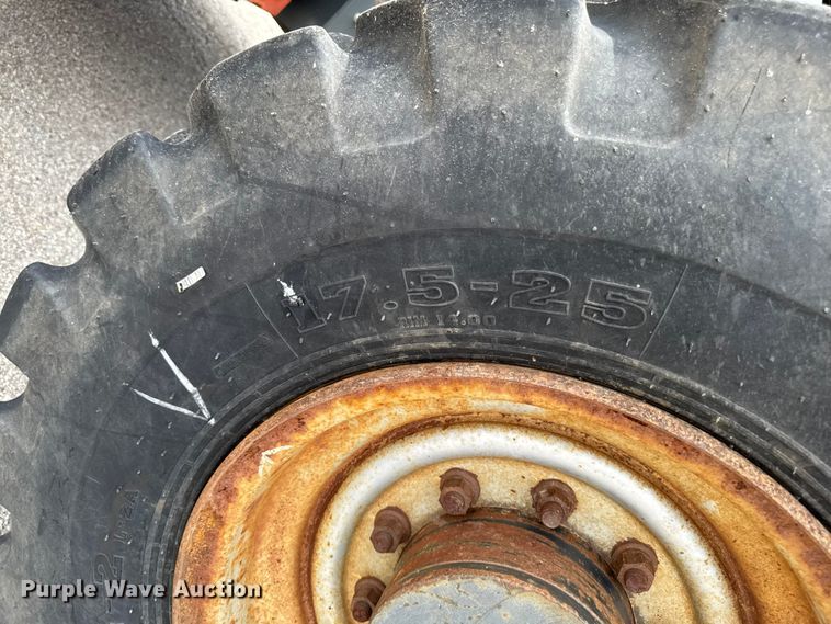 image for item FB5764 2005 JLG G12-55A telehandler