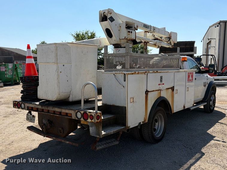 image for item FB5770 2017 RAM 5500 bucket truck