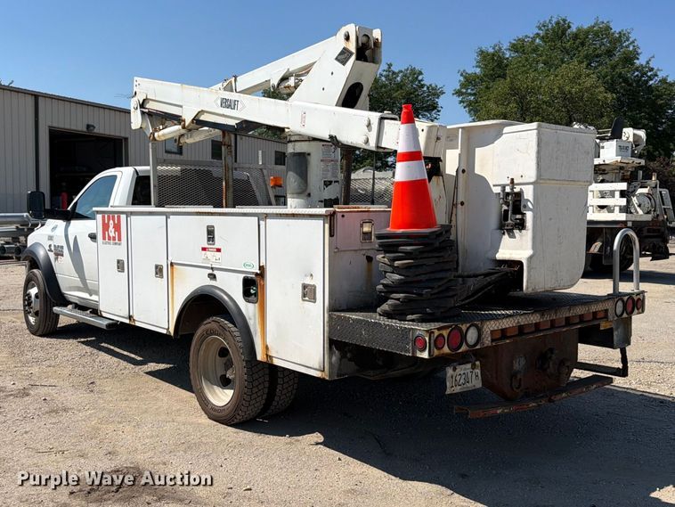 image for item FB5770 2017 RAM 5500 bucket truck