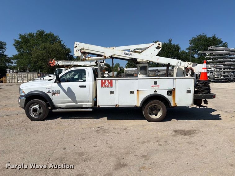 image for item FB5770 2017 RAM 5500 bucket truck
