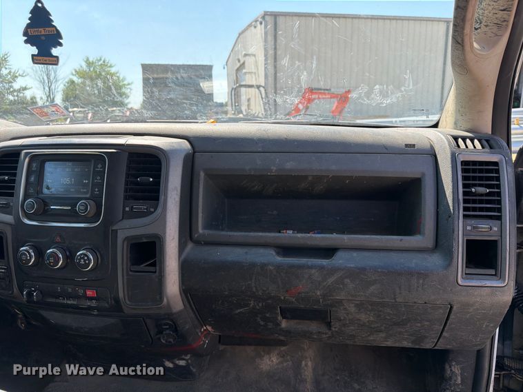 image for item FB5770 2017 RAM 5500 bucket truck