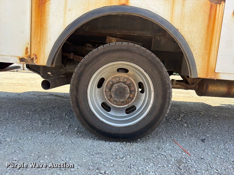 image for item FB5770 2017 RAM 5500 bucket truck