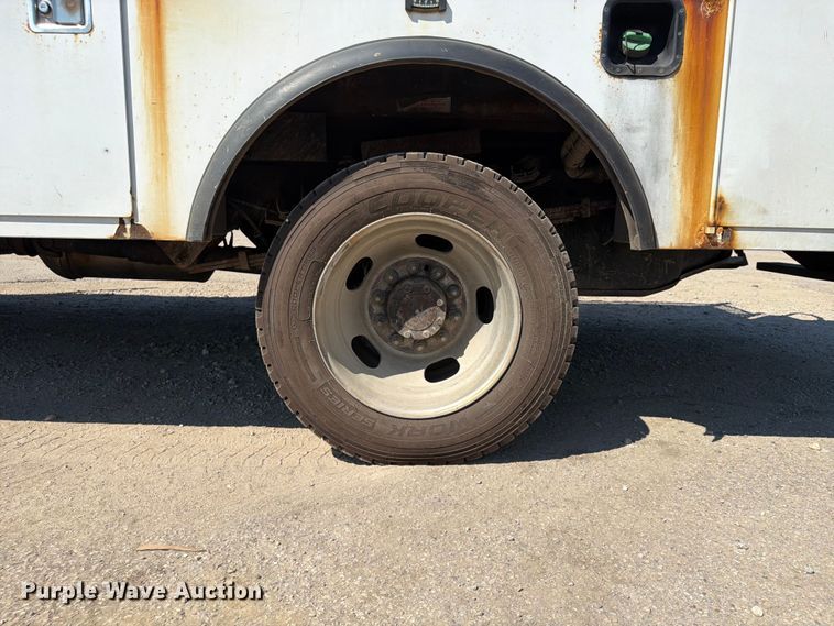 image for item FB5770 2017 RAM 5500 bucket truck