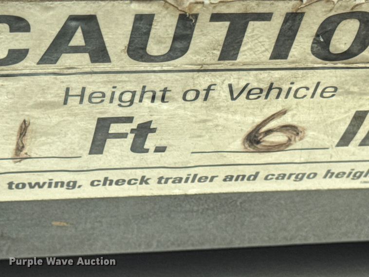 image for item FB5773 2003 International 4300 digger derrick truck
