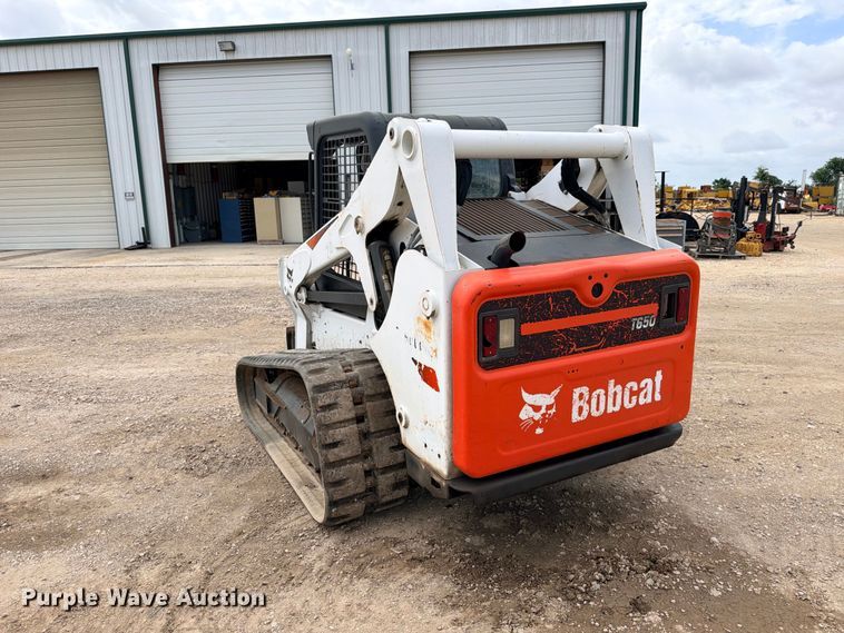 image for item FB8223 2019 Bobcat T650 tracked skid steer loader