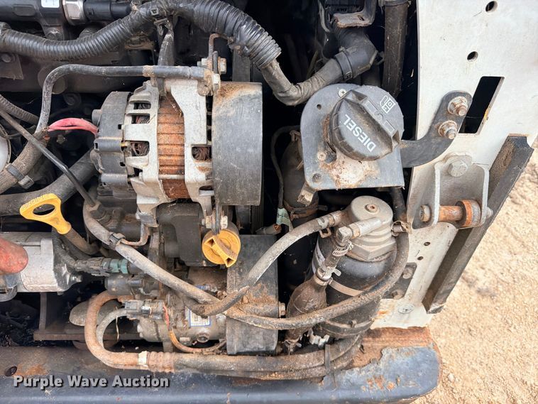 image for item FB8224 2020 Bobcat T590 tracked skid steer loader