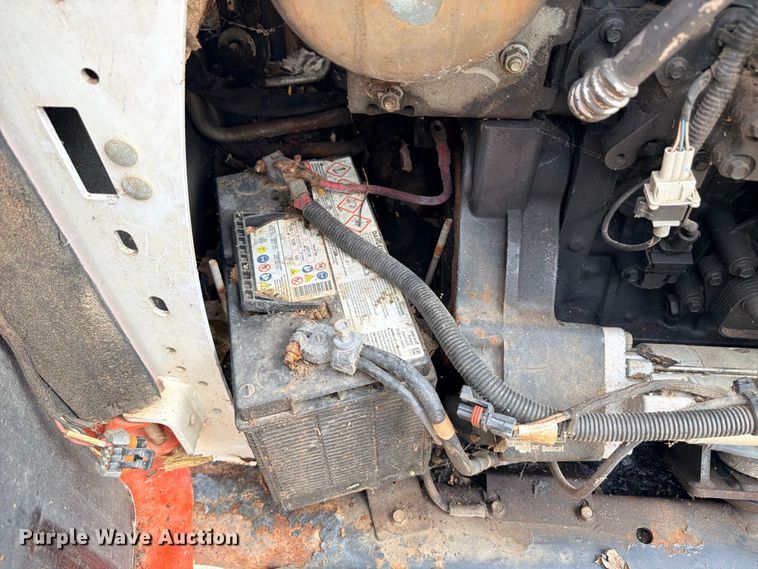 image for item FB8224 2020 Bobcat T590 tracked skid steer loader