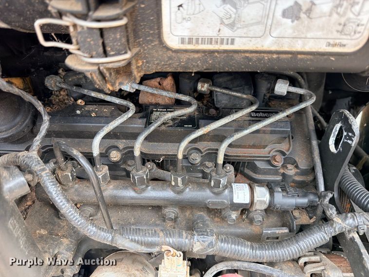 image for item FB8224 2020 Bobcat T590 tracked skid steer loader