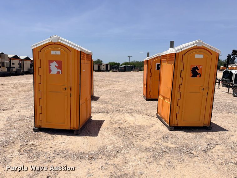 image for item FB8273 (4) portable restrooms