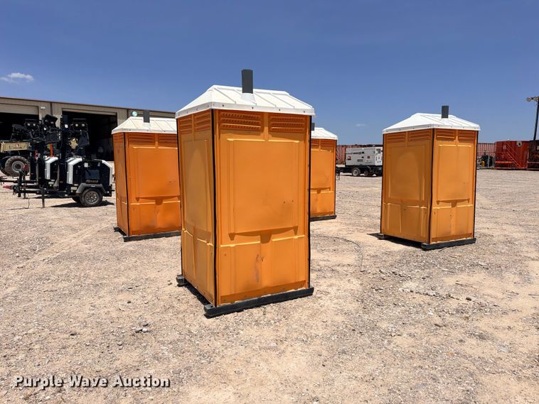 image for item FB8273 (4) portable restrooms