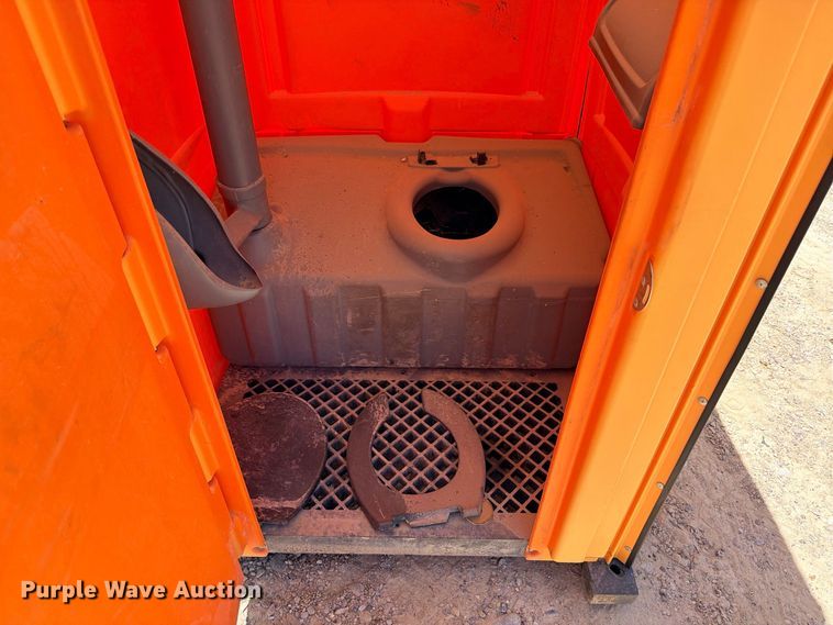 image for item FB8273 (4) portable restrooms