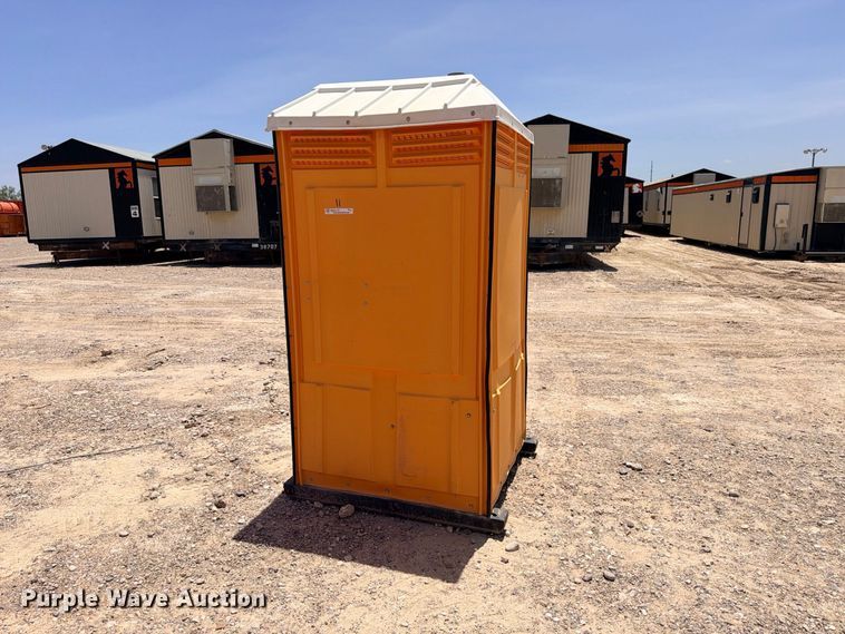 image for item FB8273 (4) portable restrooms