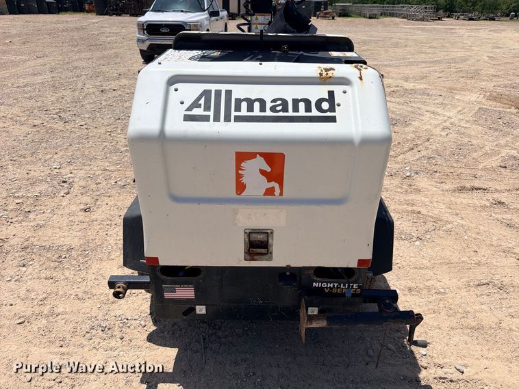 image for item FB8274 (5) Allmand Night-Lite V-Series NLV light plants