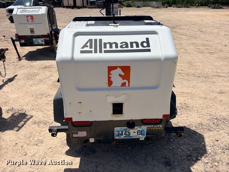 image for item FB8274 (5) Allmand Night-Lite V-Series NLV light plants