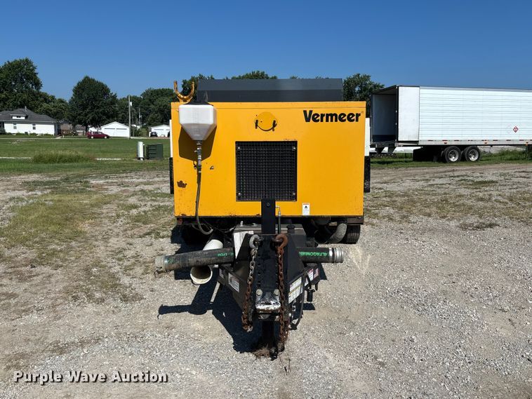 image for item FC1892 2012 Vermeer V800LE-HD410 vacuum excavator