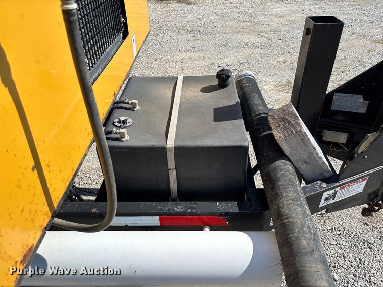 image for item FC1892 2012 Vermeer V800LE-HD410 vacuum excavator