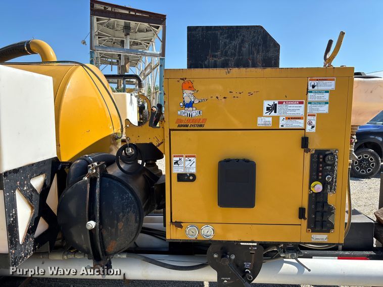 image for item FC1892 2012 Vermeer V800LE-HD410 vacuum excavator