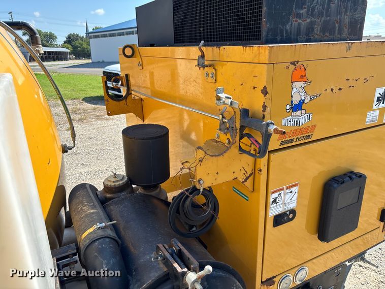 image for item FC1892 2012 Vermeer V800LE-HD410 vacuum excavator