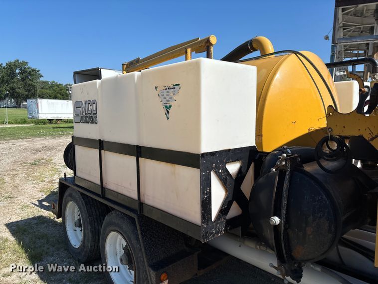 image for item FC1892 2012 Vermeer V800LE-HD410 vacuum excavator