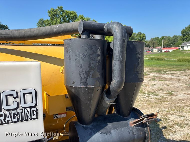 image for item FC1892 2012 Vermeer V800LE-HD410 vacuum excavator