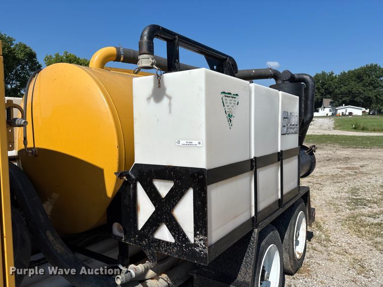 image for item FC1892 2012 Vermeer V800LE-HD410 vacuum excavator