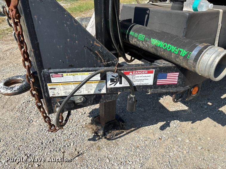 image for item FC1892 2012 Vermeer V800LE-HD410 vacuum excavator