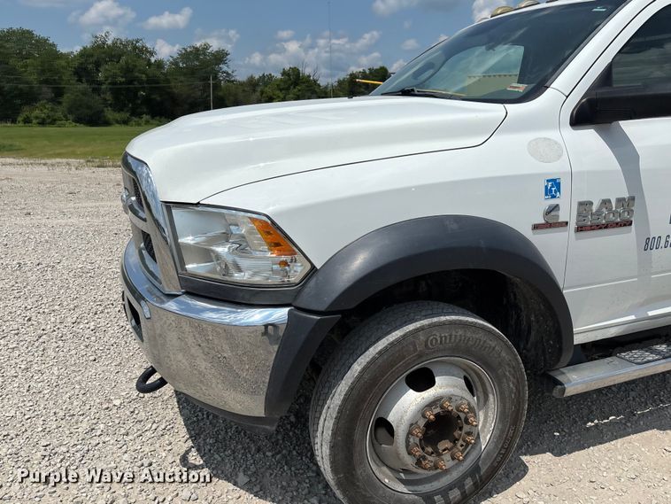 image for item FC1902 2017 RAM 5500 utility / service truck