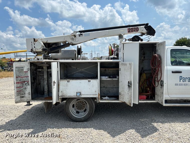 image for item FC1902 2017 RAM 5500 utility / service truck