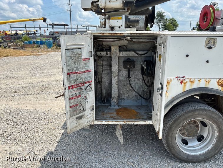 image for item FC1902 2017 RAM 5500 utility / service truck