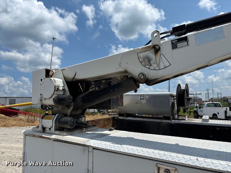 image for item FC1902 2017 RAM 5500 utility / service truck
