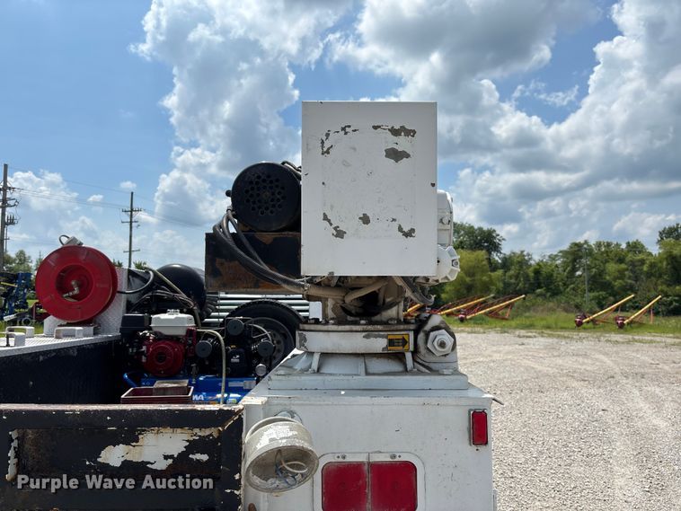 image for item FC1902 2017 RAM 5500 utility / service truck