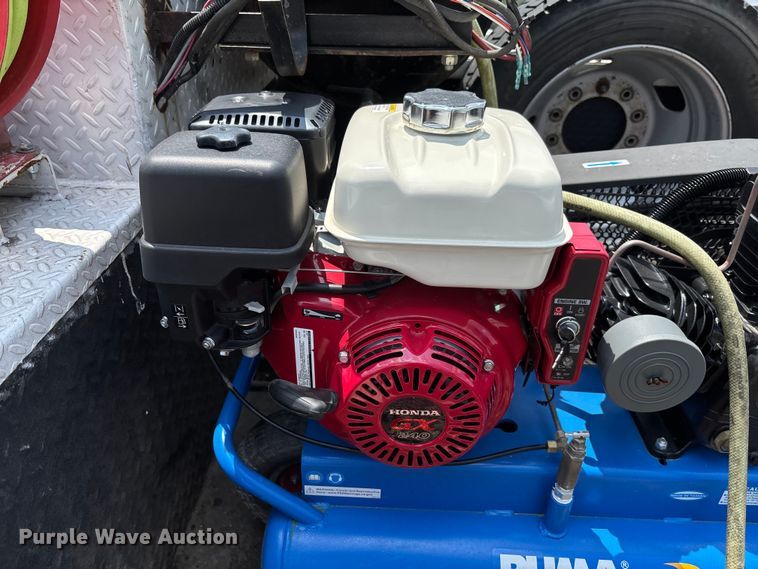 image for item FC1902 2017 RAM 5500 utility / service truck