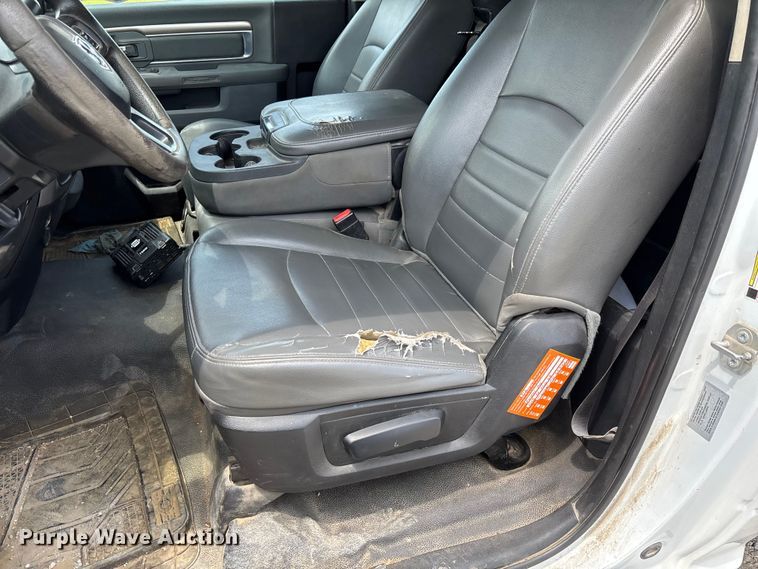 image for item FC1902 2017 RAM 5500 utility / service truck