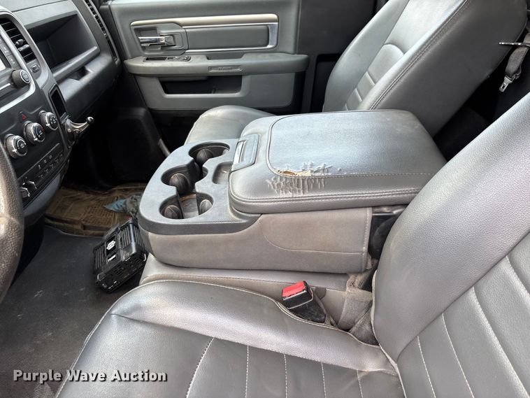 image for item FC1902 2017 RAM 5500 utility / service truck
